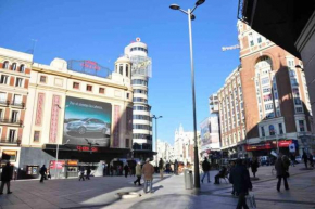 Amplio y cómodo loft en la Gran Vía junto a Callao